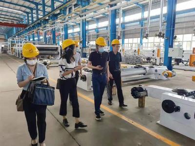 送政策送"監(jiān)督卡"到企業(yè),駐省經(jīng)信廳紀(jì)檢監(jiān)察組下基層